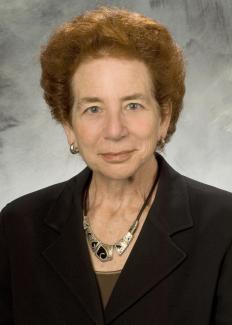 Beth  Schneider headshot