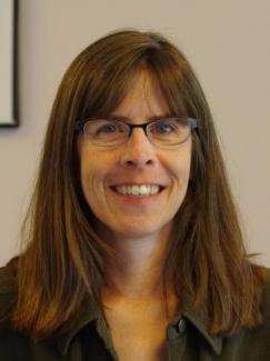 Laury  Oaks headshot