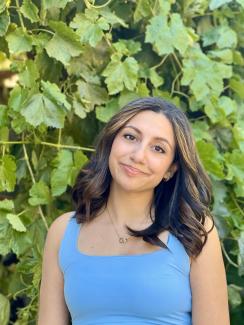 Farah Hamouda headshot